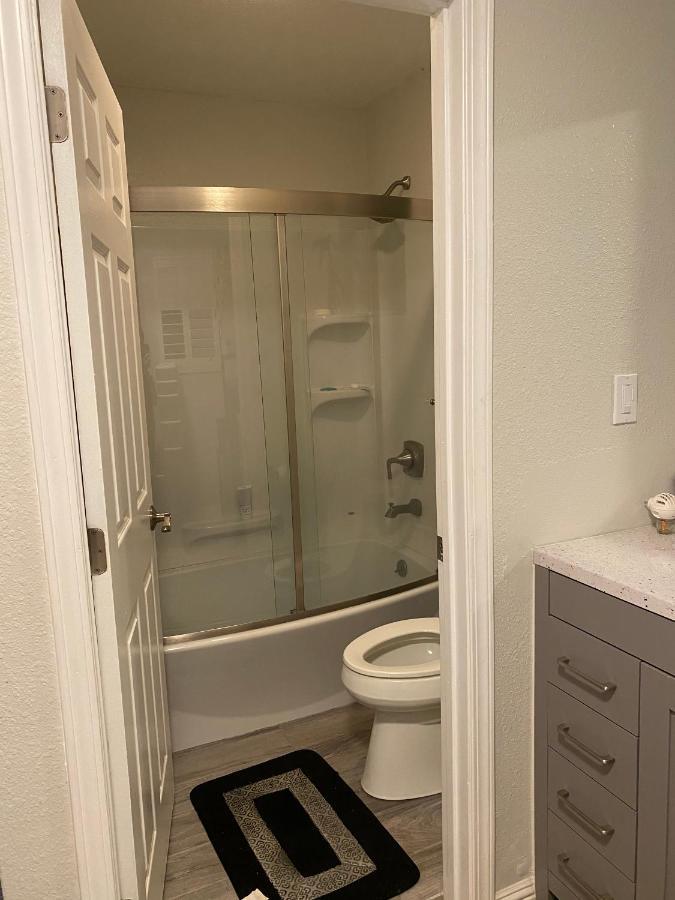 Private In Angeles With Ac, Wifi, Smart Tv, Work Desk Near Sofi Stadium * Los Ángeles