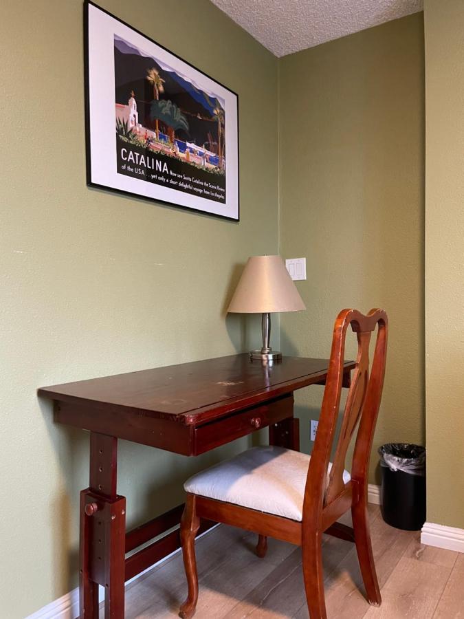 Private In Angeles With Ac, Wifi, Smart Tv, Work Desk Near Sofi Stadium Los Ángeles